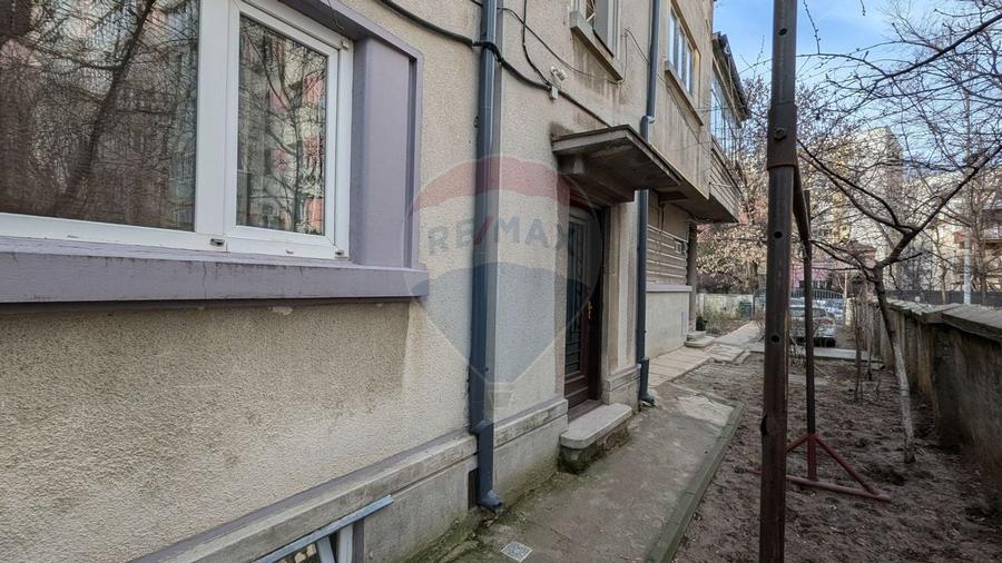 Vânzare Casă / Vilă cu 11 camere  în zona Iancului - 55