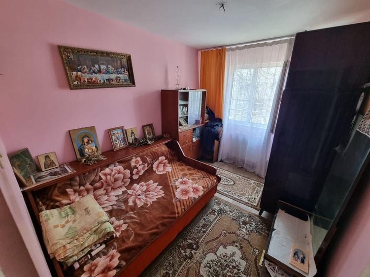 KM 4-5 PIATA-apartament 3 camere cu gaze - 13