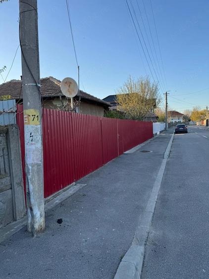 Vand casa cu gradina in Vanju-Mare jud. MH, situata intr-o zona buna si linistita a orasului. - 8