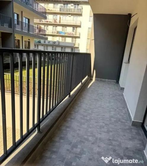 Apartament cu 2 camere decomandat în Florești