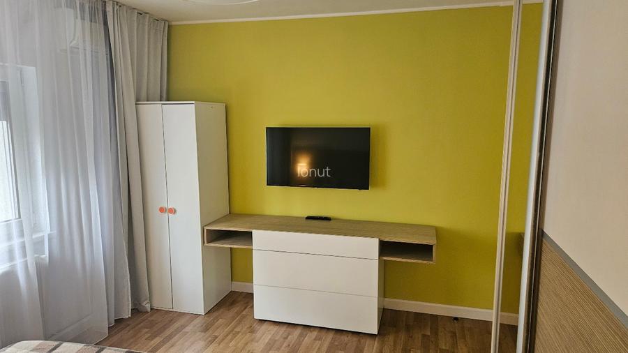 Apartament 2 camere de inchiriat, zona Unirii, centrala proprie, comision 0