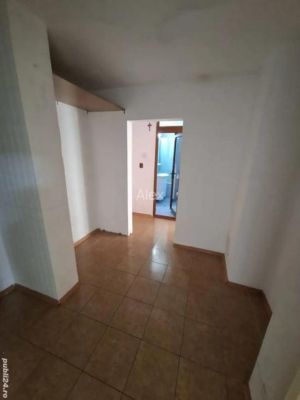 Vand Apartament Cu 2 Camere Decomandat ZONA Ultra Centrala La Parter Pozitie Pe Fata PRET 69000E Vand Apartament Cu 2 Camere Decomandat ZONA Ultra Centrala La Parter Pozitie Pe Fata PRET 69000E