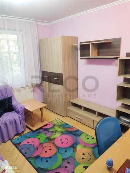 Apartament cu 3 camere decomandat în Rogerius — fotografia 3