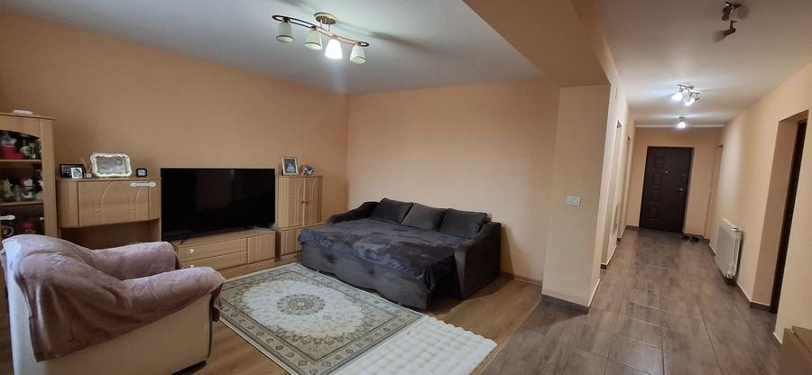 Ovidiu-Vila  cu vedere la Lacul Siutghiol........... - 3