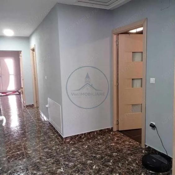 Casa de vanzare la 7 km de Bistri?a teren 2.500 mp - 3