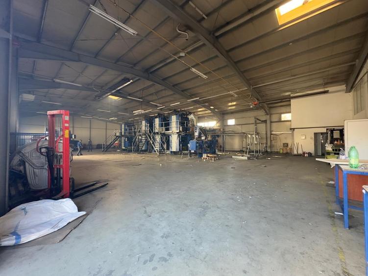 Hala 1023mp, depozit, putere mare instalata, str. Aurel Vlaicu - 3