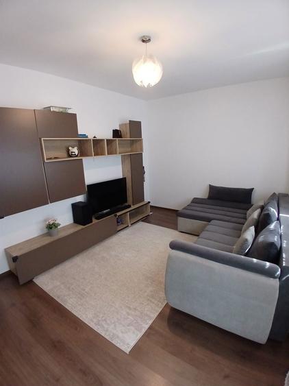 Vand apartament 2 camere - 2