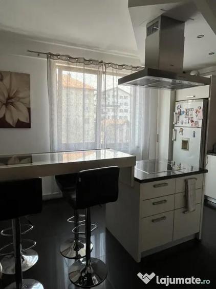 Apartament superb 3 camere Republicii - 9