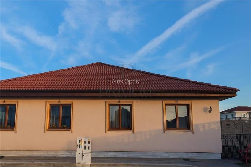 Duplex pe parter - mansarda amenajata - zona buna