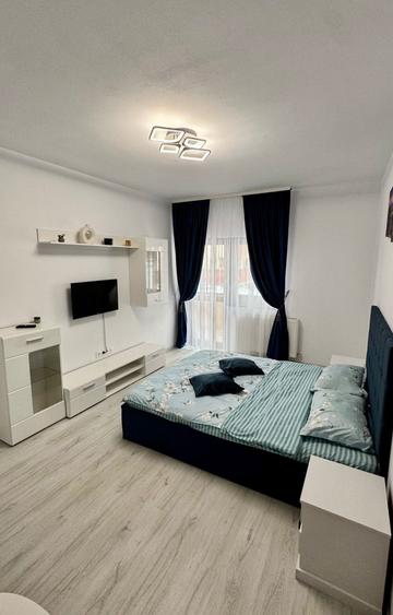 Garsoniera Decomandata - Loc Parcare Inclus - 1