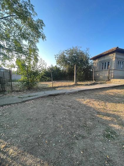 Casă cu 3 camere cu Teren 800 Mp în Fundeni