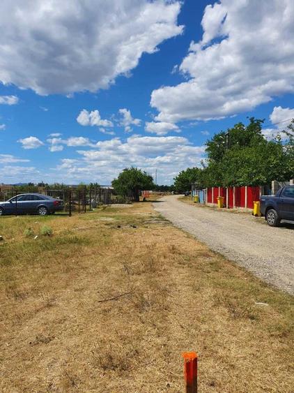 Proprietar, 2000 mp teren extravilan, zona Targul auro Serbanesti - 5