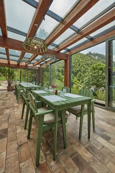 Pensiune lângă Complex Cheile Gradistei în Moeciu -Bran ,amenajare unică - 11