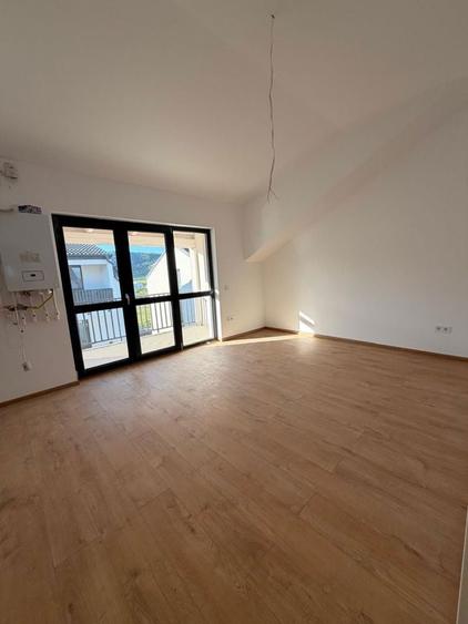 Apartament 3 camere - 1