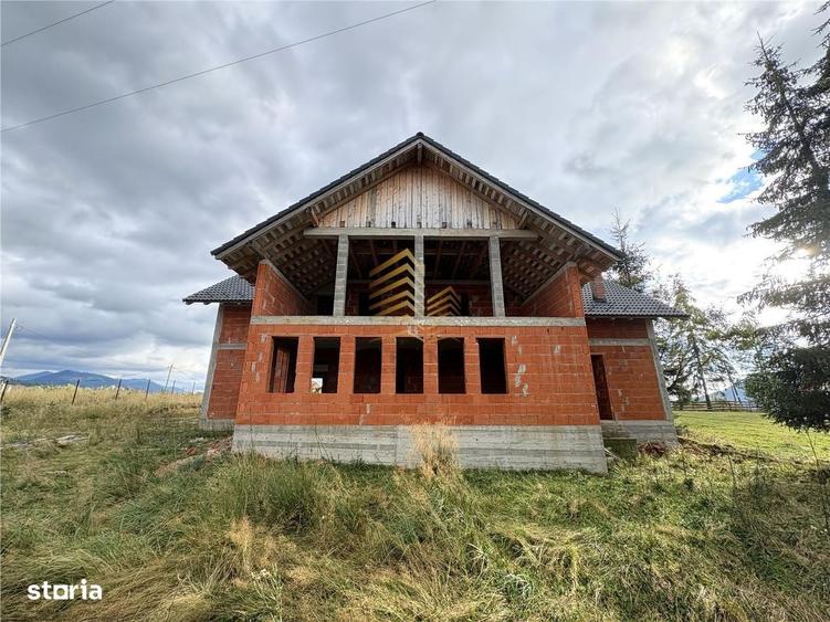 Spațiu comercial, de 440 mp, în Piatra