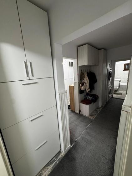 Apartament cu 4 camere decomandat în Cug