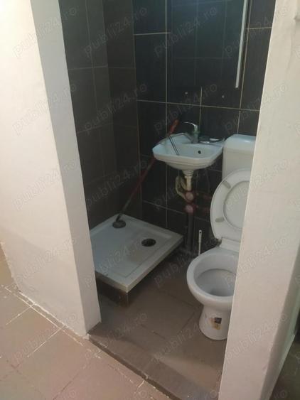 Proprietar inchiriez camera de camin cu baie inauntru, zona Dimbovi?a - 2