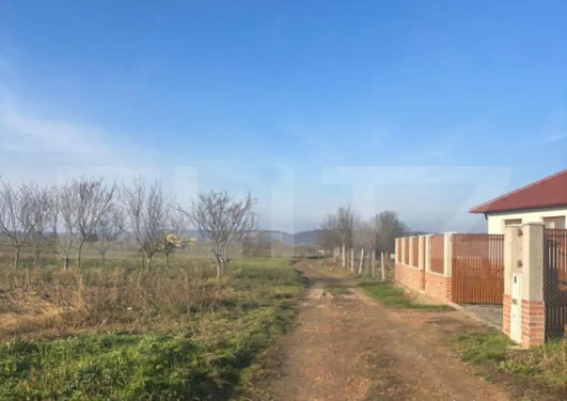 Teren in suprafa?a de 1000 mp, zona Gradina Poporului - 1