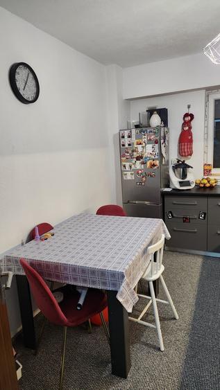 Apartament de vanzare - 8