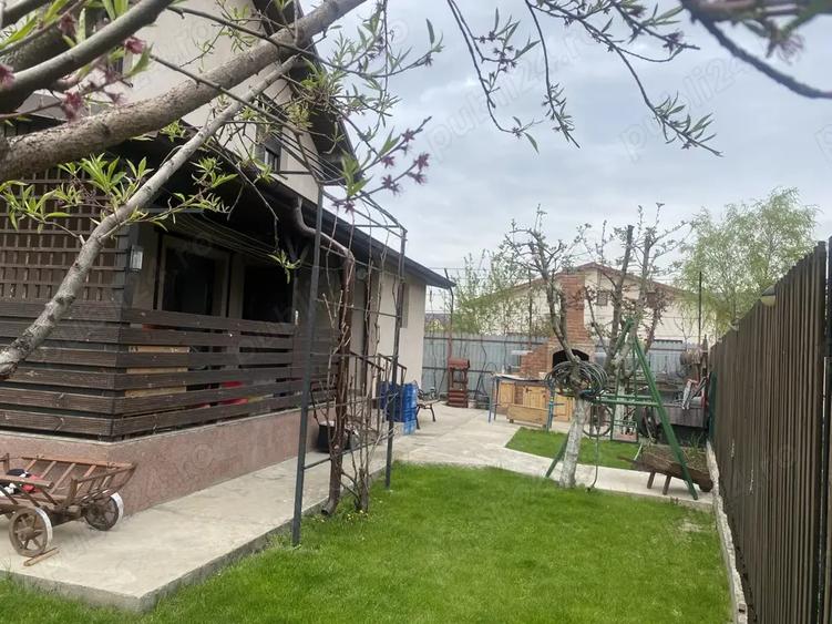 Vand casa la curte,Magurele,limita sector5 - 5