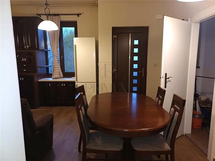 MEDICINA - ETAJ 2 - CLADIRE ISTORICA - 3 CAMERE - 1 BALCON - 1 TERASA - CENTRALA - 13