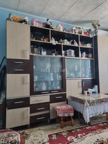 Vand apartament 2 camere Vand apartament 2 camere