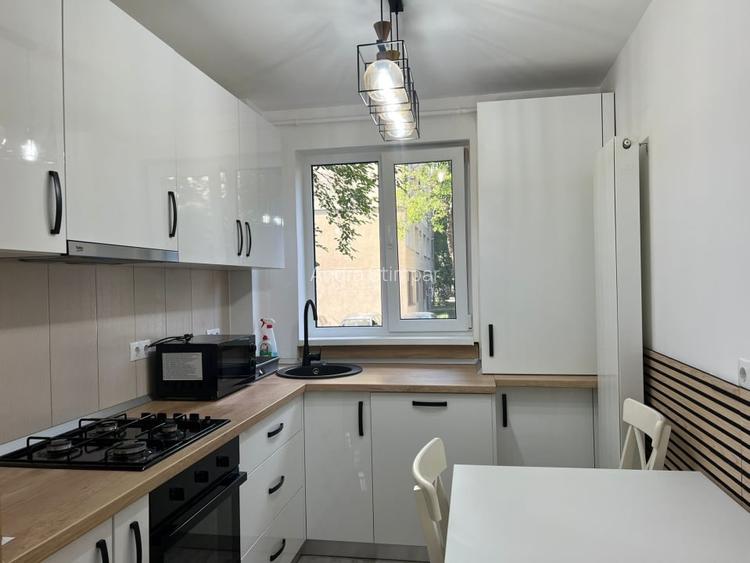 Apartament cu 3 camere zona Vivo Mall Apartament cu 3 camere zona Vivo Mall