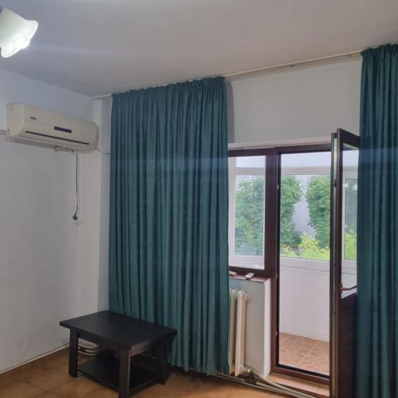 Apartament de vanzare - 2