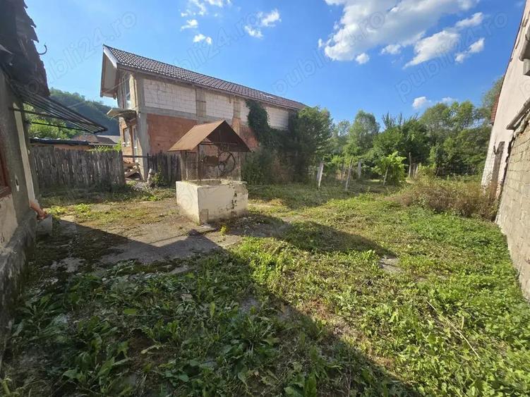 Re?i?a, casa cu teren 700 mp, pe malul Barzavei in cartierul Calnic - 6