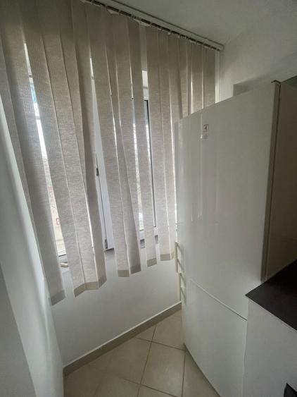 Inchiriez garsoniera langa policlinica nicolina - 4