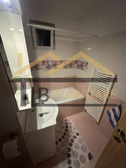 Apartament de 2 camere, 54mp , Zona Poli 2 - 12