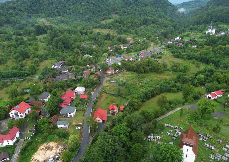 De vanzare casa din caramida cu teren zona Pensiun... - 13