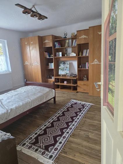 Casa deosebita renovata recent, teren 3698 mp - 4