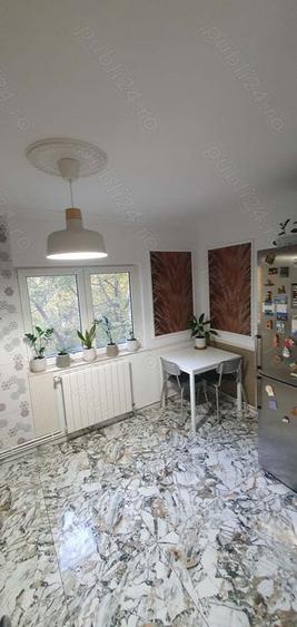 Vand garsoniera cf 1 decomandata 42 mn - 2