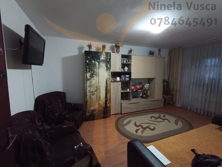 Apartament 3 camere decomandat cu spatiu de depozitare – Micro 11, Targoviste - 2