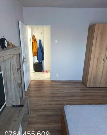 Proprietar! garsoniera! strada Liniei cu Valea Lunga - 8