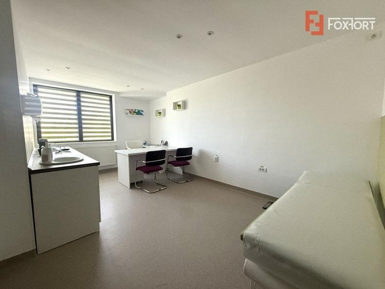 COMISION 0% 2 Cladiri medicale, una amenajata deja, teren 440 mp, Mosnita Noua - 12