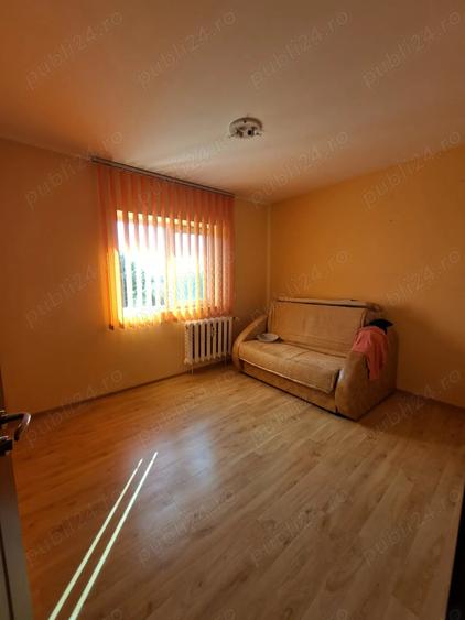 Str Bicaz - 2 cam semidecomandat-renovat-PVC-aer conditionat-balcon-46 mp - 2