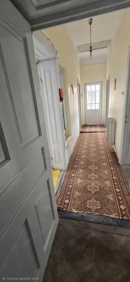 Casa/Vila 6 Camere | Zona Primariei | Targovi?te | P+1 | 218 mp | 320.000 - 9