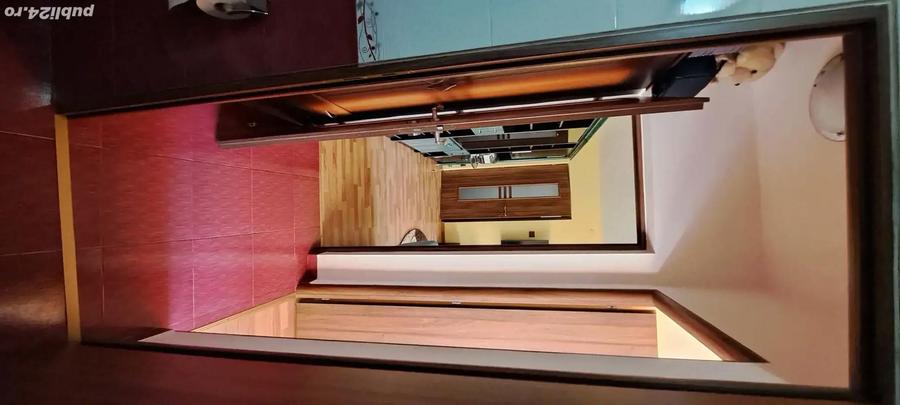 Vand apartament cu 2 camere Re?i?a - 8