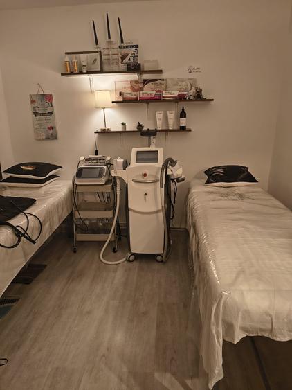 ULTRCENTRAL CASA CU 3 CAMERE ST 130 MP PRET 130000 EURO - 6