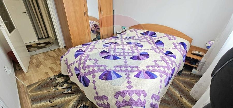 Apartament cu 2 camere de vânzare, strada Milcov - 9