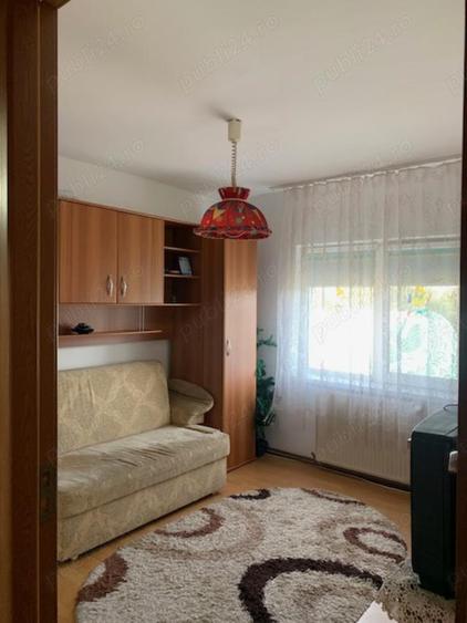 Vand apartament , 3 camere , Cotu Mic - 10