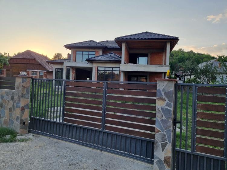 Casa de vanzare cu 20 arii teren Gardani la 28km de Baia Mare - 7