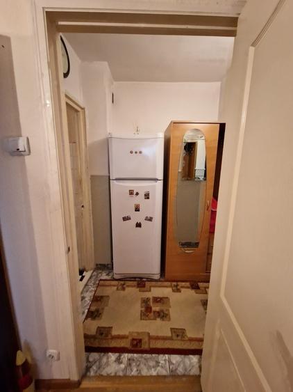 Apartament cu 2 camere, decomandat, zona Mircea cel Batran - 8