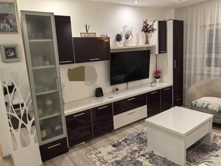 Direct proprietar vând apartament 3 camere - 13