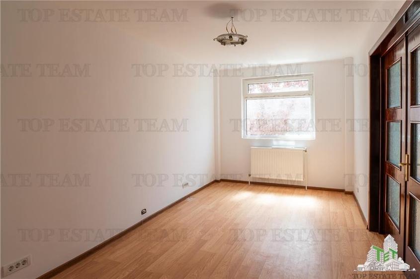 Vila 9 camere ideala pentru firme/cazare muncitori langa Lacul Morii - 14