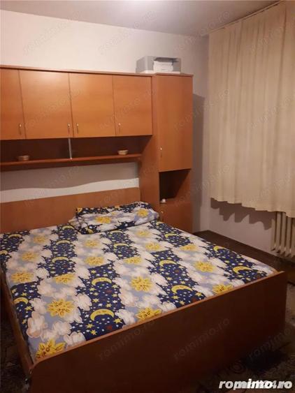 Garsoniera zona 1 Decembrie - 1