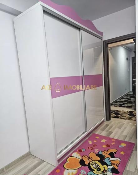 Apartament cu 3 camere decomandat, mobilat în Dobroești