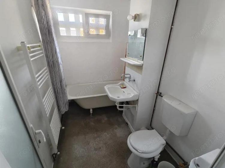 Apartament 3 camere decomandat - 15